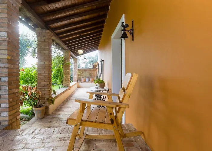 Dafni's Stable Ferienhaus *