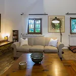 Dafni's Stable Prázdninový dům