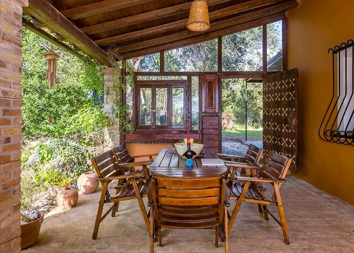 Dafni's Stable Tatil Evi *